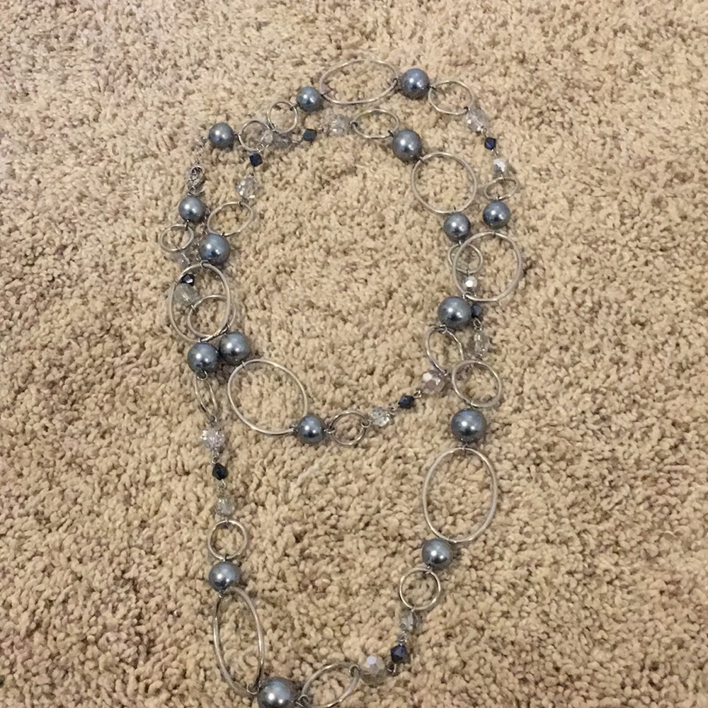 Stunning silver necklace